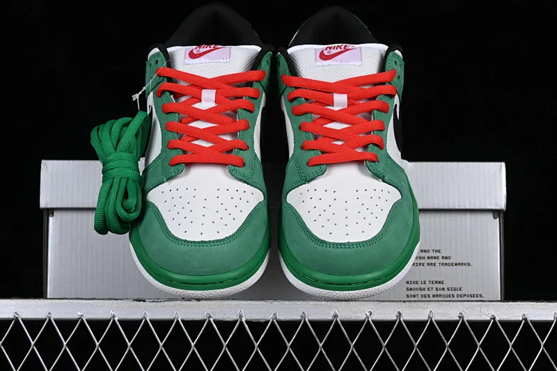 All categories Nk SB Dunk series Nk SB Dunk Low low-top sneakers Y version Nk Dunk SB Low Heineken Heineken ultra-limited edition low-top sports and leisure sneakers 304292-302